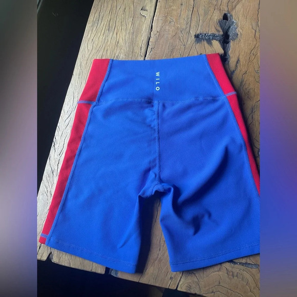 Wilo Bike Shorts NWT size Small in Blue and Red - Picture 2 of 10